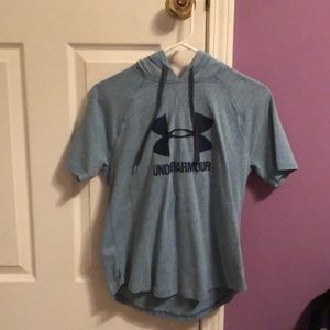 under armour short sleeve shirt with a hood
